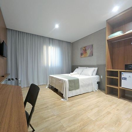 Hotel Jardim Iracema Teófilo Otoni Buitenkant foto
