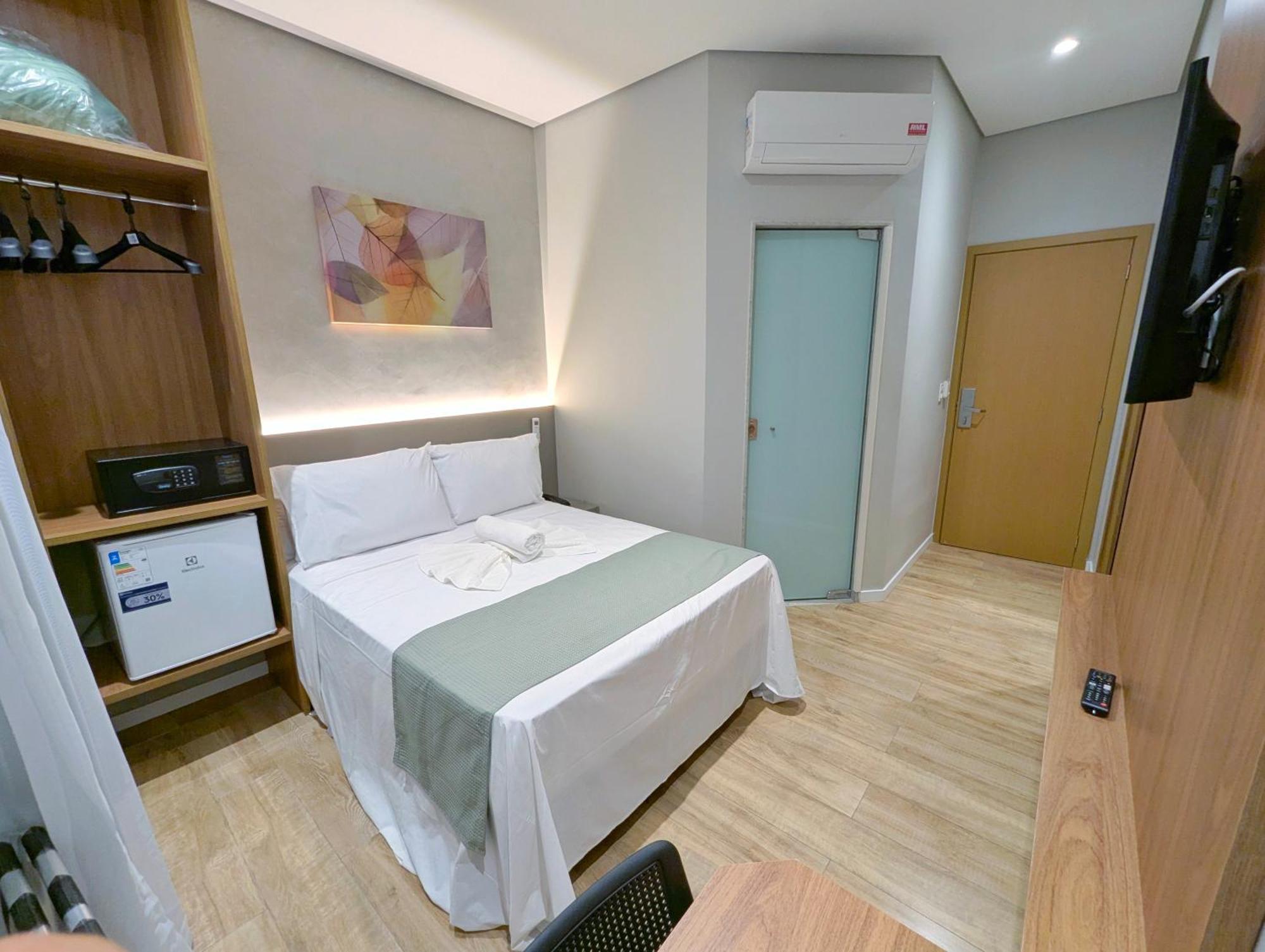 Hotel Jardim Iracema Teófilo Otoni Buitenkant foto