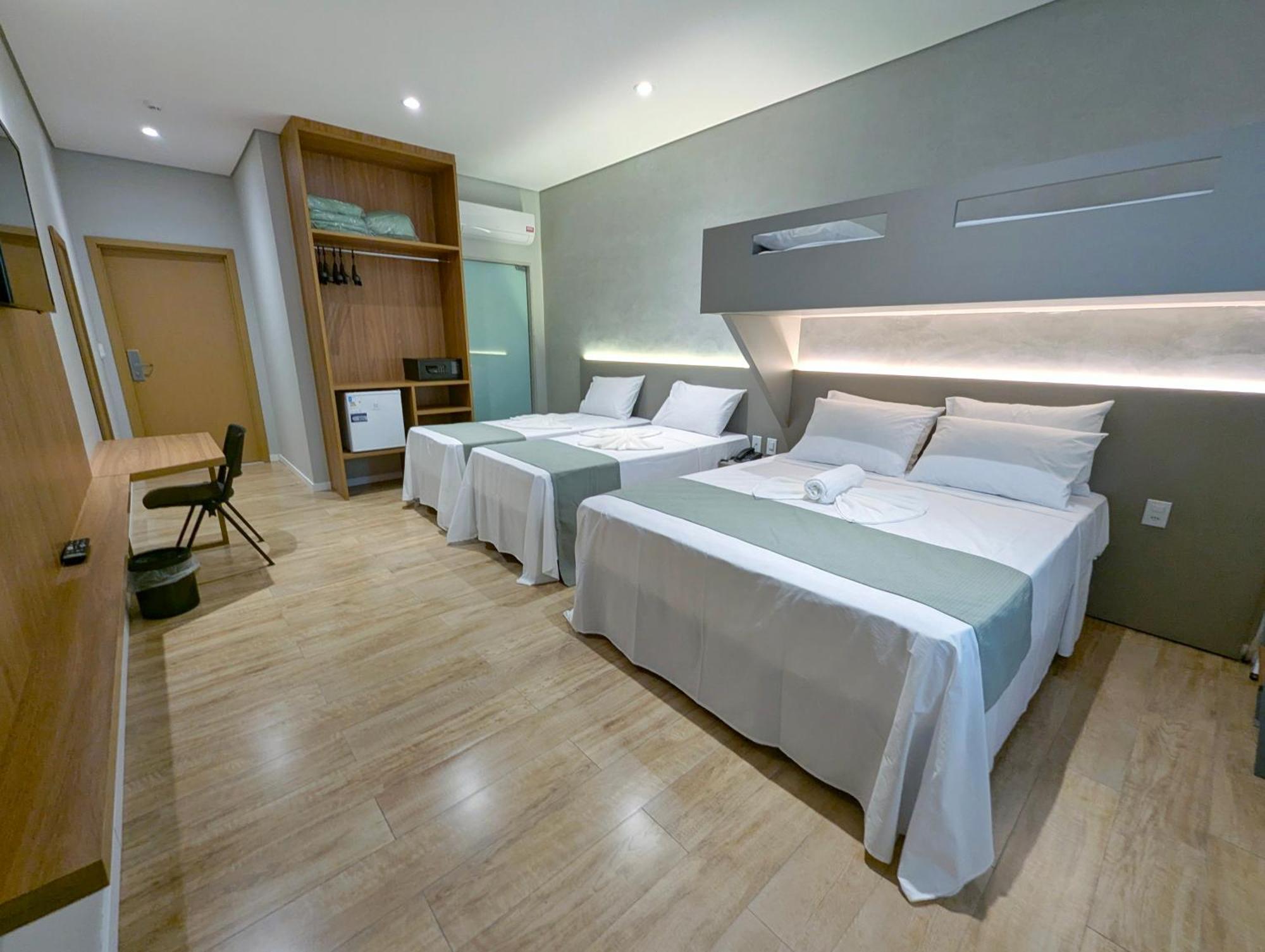 Hotel Jardim Iracema Teófilo Otoni Buitenkant foto